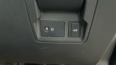 Land Rover Range Rover Velar 2.0 D200 MHEV Dynamic SE 5dr Auto Diesel Estate